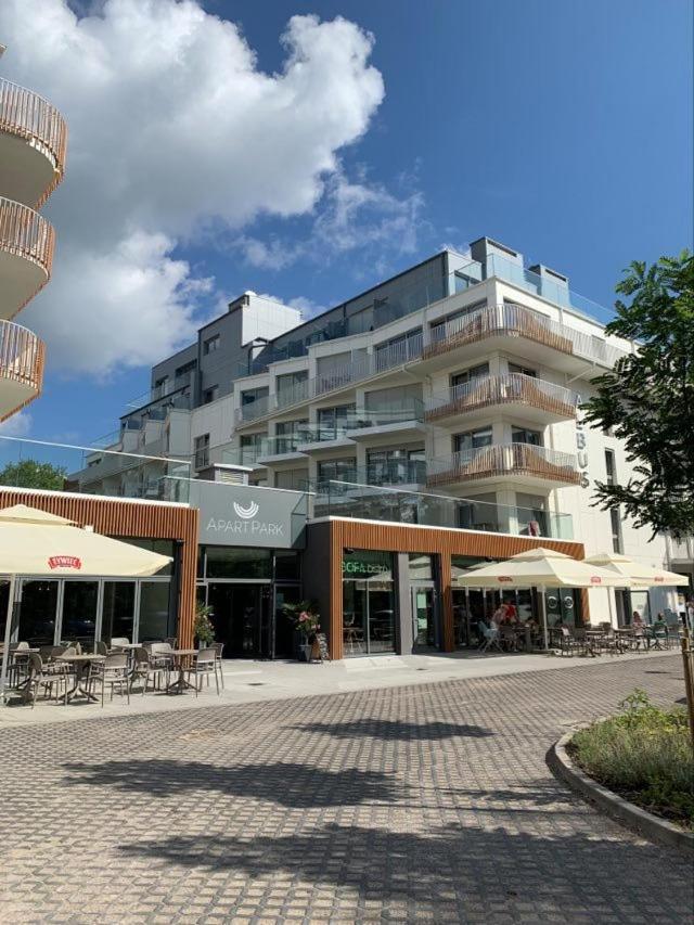 Apart Park - Albus 211 Z Parkingiem W Cenie Свиноуйсьце Экстерьер фото